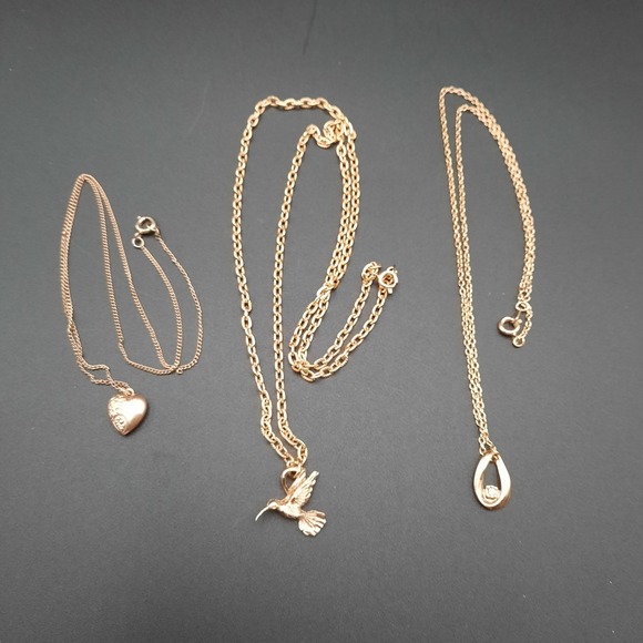 Vintage Gold Tone Heart Locket,‎ Hummingbird Pendant & Teardrop Necklace Set - Picture 1 of 6